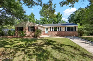 631 Duke Ct, Jacksonville, NC 28546 - Photo 1