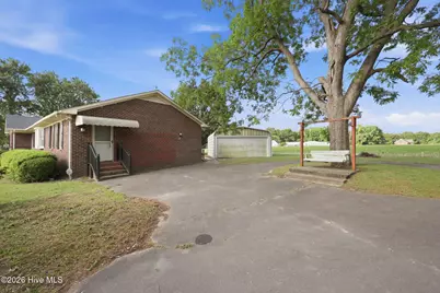 132 Jesse T Bryan Road, Kinston, NC 28504 - Photo 9