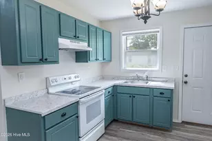 1205 Kinston St, New Bern, NC 28560 - Photo 5