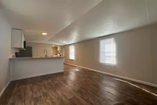 119 N King St, Hubert, NC 28539 - Photo 5
