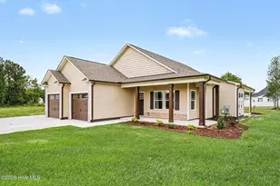 105 Burnello Ct, Princeton, NC 27569 - Photo 3