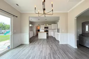 303 Breezeway Dr, Sneads Ferry, NC 28460 - Photo 17