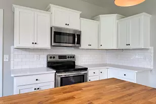 303 Breezeway Dr, Sneads Ferry, NC 28460 - Photo 25
