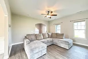 303 Breezeway Dr, Sneads Ferry, NC 28460 - Photo 9