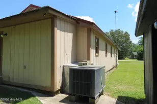 17038 E Nc 55 Hwy, Bayboro, NC 28515 - Photo 13