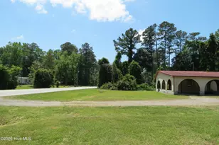 17038 E Nc 55 Hwy, Bayboro, NC 28515 - Photo 5