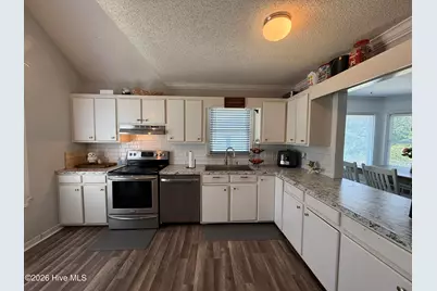 2146 Vale Court, Winterville, NC 28590 - Photo 9