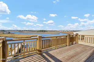705 S Topsail Dr, Surf City, NC 28445 - Photo 11