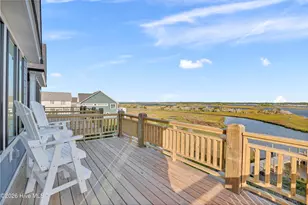 705 S Topsail Dr, Surf City, NC 28445 - Photo 9