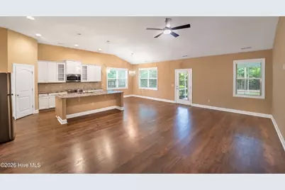 1725 Yucca Court SW, Ocean Isle Beach, NC 28469 - Photo 3