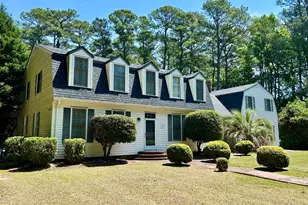 1304 Franklin Ave, Laurinburg, NC 28352 - Photo 1