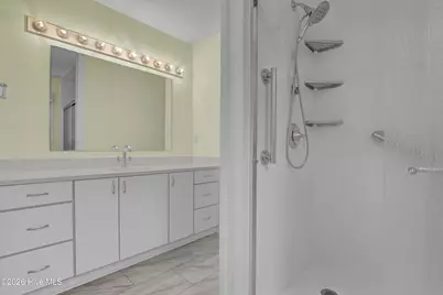 1111 Canady Avenue, Topsail Beach, NC 28445 - Photo 15