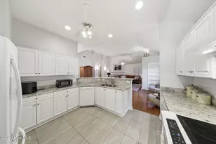 613 E Telfair Cir, Wilmington, NC 28412 - Photo 37