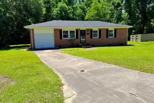 308 Sheffield Rd, Jacksonville, NC 28546 - Photo 1