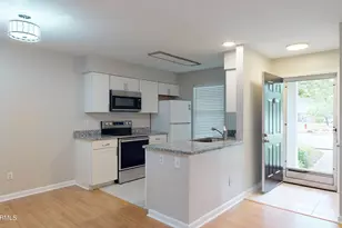 1218 Wilshire Cir, Aberdeen, NC 28315 - Photo 5