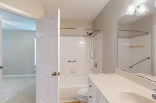 1218 Wilshire Cir, Aberdeen, NC 28315 - Photo 15