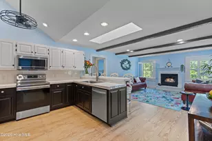 253 Clubhouse Dr SW, Supply, NC 28462 - Photo 9
