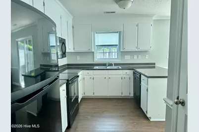1225 Cross Creek Circle #G7, Greenville, NC 27834 - Photo 7
