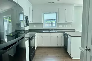 1225 Cross Creek Cir, Greenville, NC 27834 - Photo 7