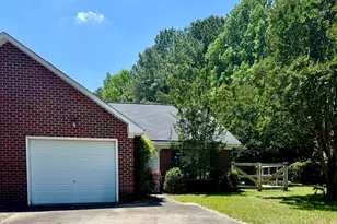 2613 Richard Dr, Greenville, NC 27834 - Photo 3