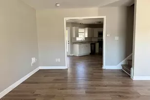 2502 Bluff View Ct, Greenville, NC 27834 - Photo 9