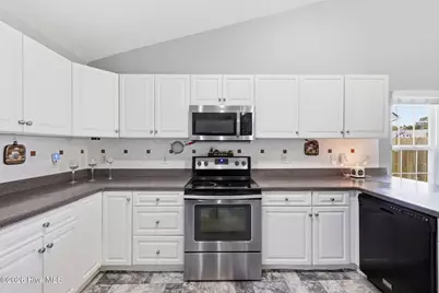 113 Els Lane, New Bern, NC 28560 - Photo 9