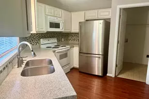 2502 Bluff View Ct, Greenville, NC 27834 - Photo 9