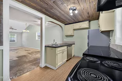 3900 Fawn Creek Drive, Wilmington, NC 28409 - Photo 7