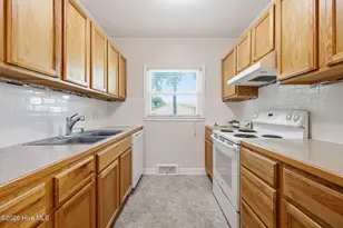 100 E Sherwood Dr, Havelock, NC 28532 - Photo 31