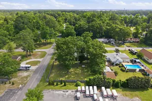 100 E Sherwood Dr, Havelock, NC 28532 - Photo 17