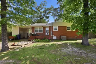 100 E Sherwood Dr, Havelock, NC 28532 - Photo 7