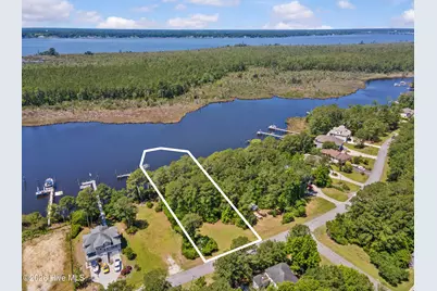 5202 Bucco Reef Road, New Bern, NC 28560 - Photo 1