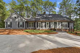 116 Oxford Ct, Seven Lakes, NC 27376 - Photo 1