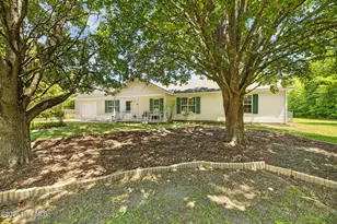 2310 Ivy Rd, Greenville, NC 27858 - Photo 7