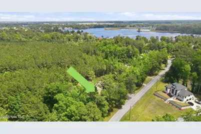 163 Trent Shores Drive, New Bern, NC 28562 - Photo 11