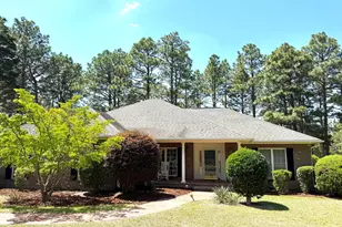 214 Longleaf Dr, West End, NC 27376 - Photo 1