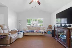 801 Little Cardinal Ct, Jacksonville, NC 28540 - Photo 7