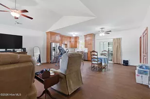 801 Little Cardinal Ct, Jacksonville, NC 28540 - Photo 5