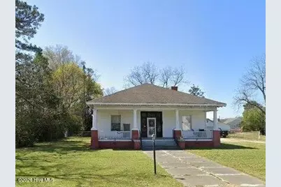 302 N Marlboro Street, McColl, SC 29570 - Photo 1