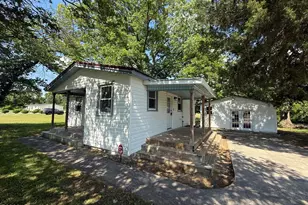 9936 Hobbton Hwy, Clinton, NC 28328 - Photo 3