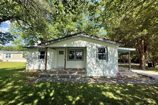 9936 Hobbton Hwy, Clinton, NC 28328 - Photo 1