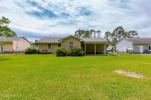 921 Harrell Dr, Morehead City, NC 28557 - Photo 7