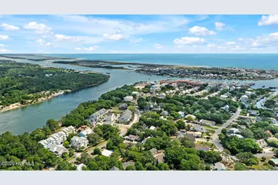 513 Spencer Farlow Drive #B, Carolina Beach, NC 28428 - Photo 35