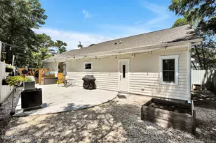 513 Spencer-Farlow Dr, Carolina Beach, NC 28428 - Photo 25