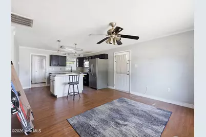 203 Richlands Avenue, Jacksonville, NC 28540 - Photo 3