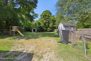 203 Richlands Ave, Jacksonville, NC 28540 - Photo 9