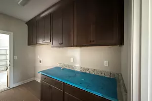 193 Royal Ave, Selma, NC 27576 - Photo 5