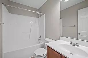 101 Berwick Ct, Jacksonville, NC 28546 - Photo 21
