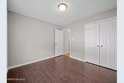 101 Berwick Court, Jacksonville, NC 28546 - Photo 23