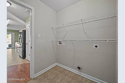 101 Berwick Court, Jacksonville, NC 28546 - Photo 11